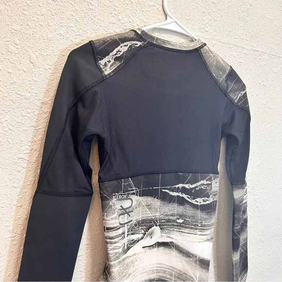 Reebok Combat LS RASHG Speedwick Women's Top NWT - Picture 5 of 7